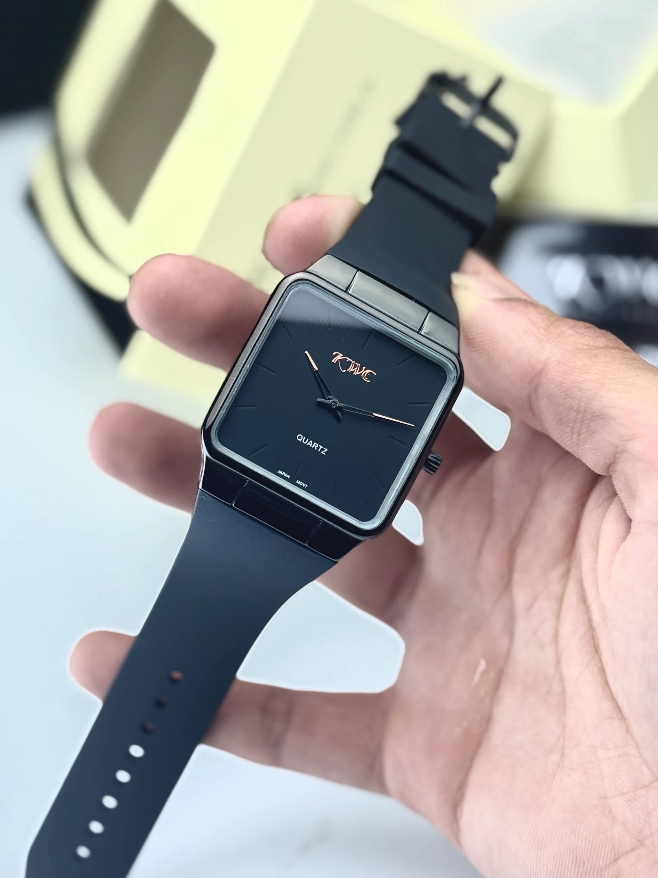 KWC K-803 | Modern Square Rubber Strap Watch