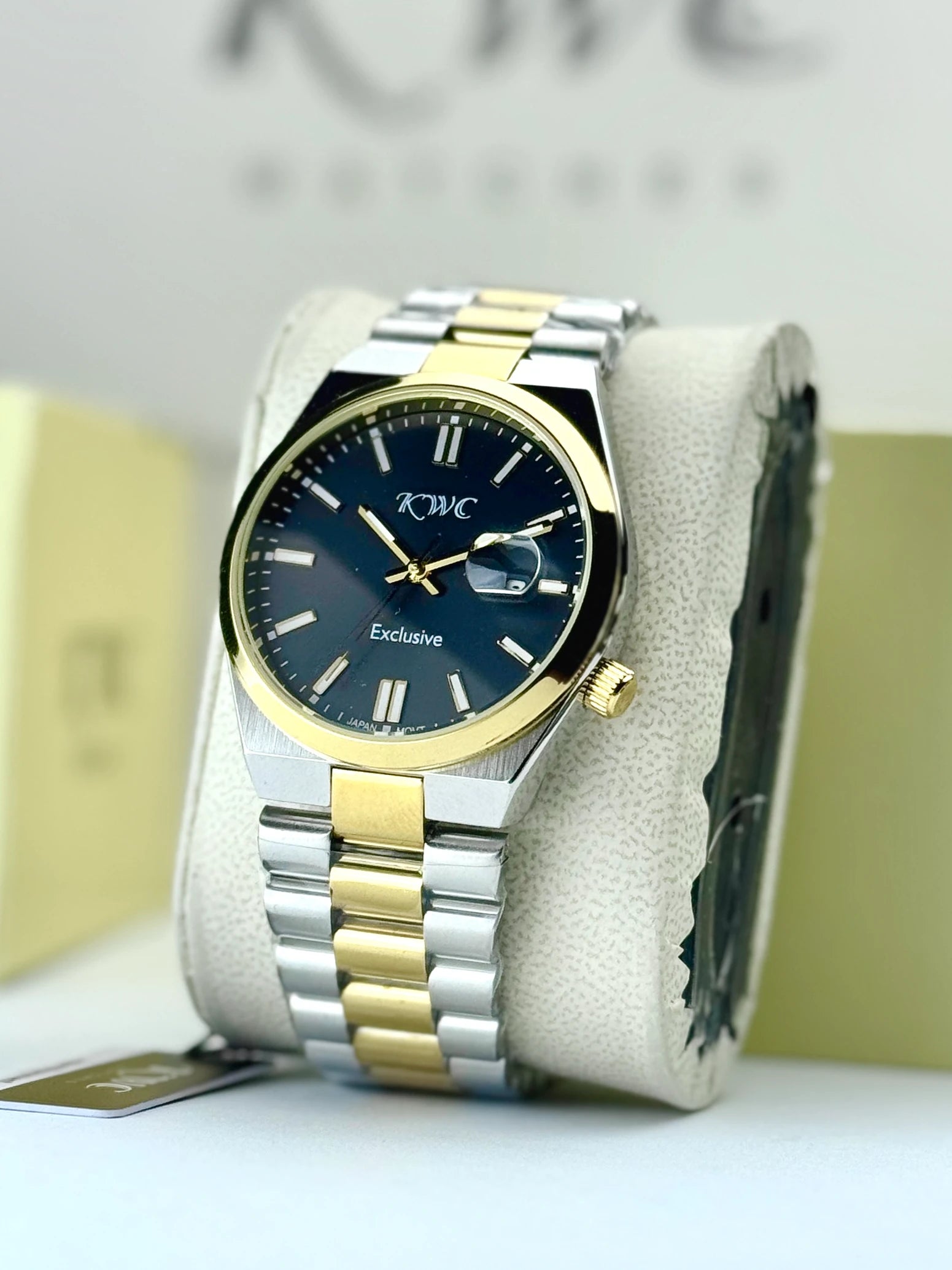 [EID SPECIAL] KWC Quintas K-325 Two Tone Watch + FREE KWC Leather Strap Watch (Worth Rs. 3,000)